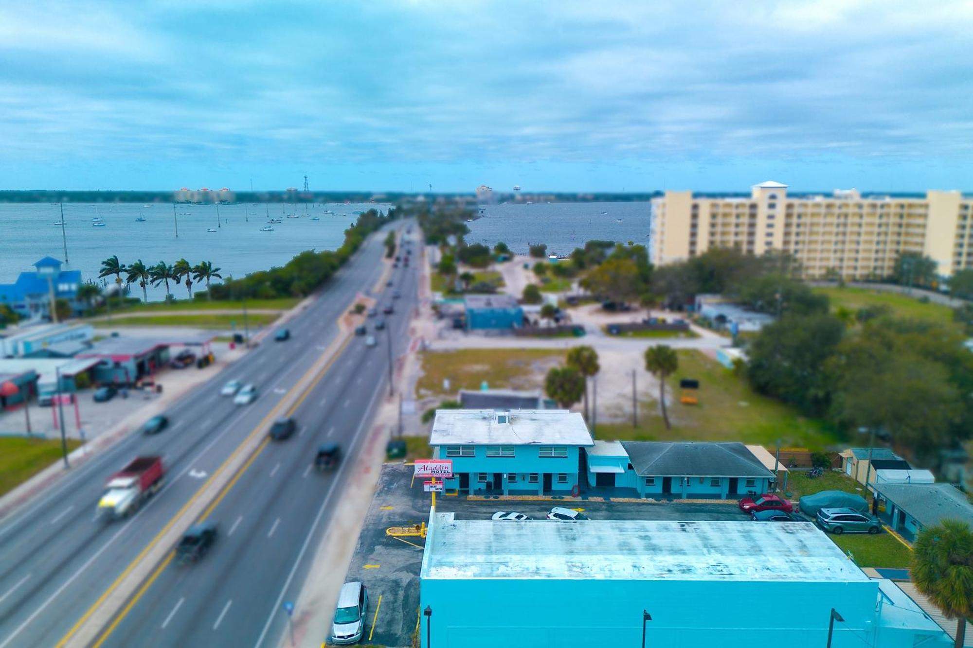 Aladdin Motel By Oyo Merritt Island Esterno foto