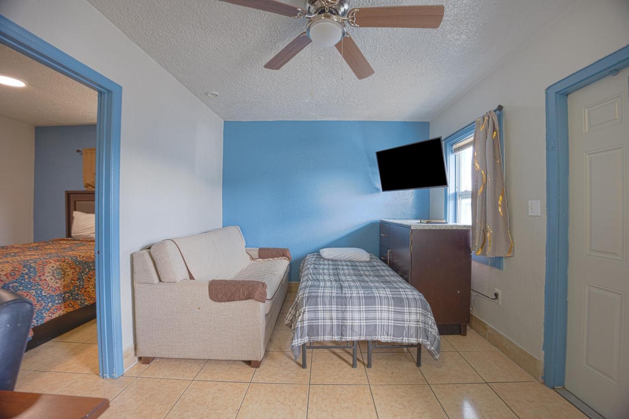 Aladdin Motel By Oyo Merritt Island Esterno foto